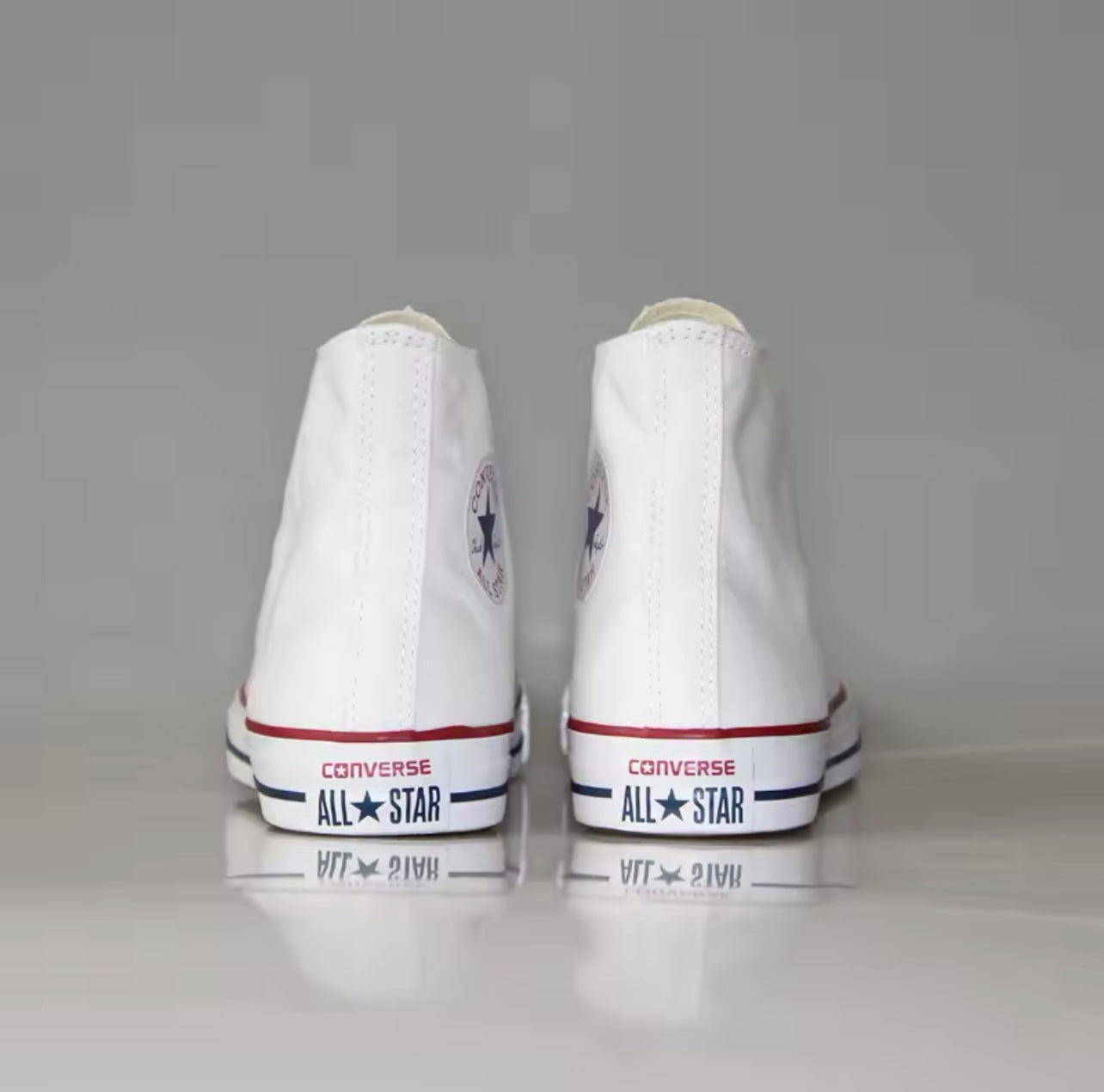 Sneaker Convi