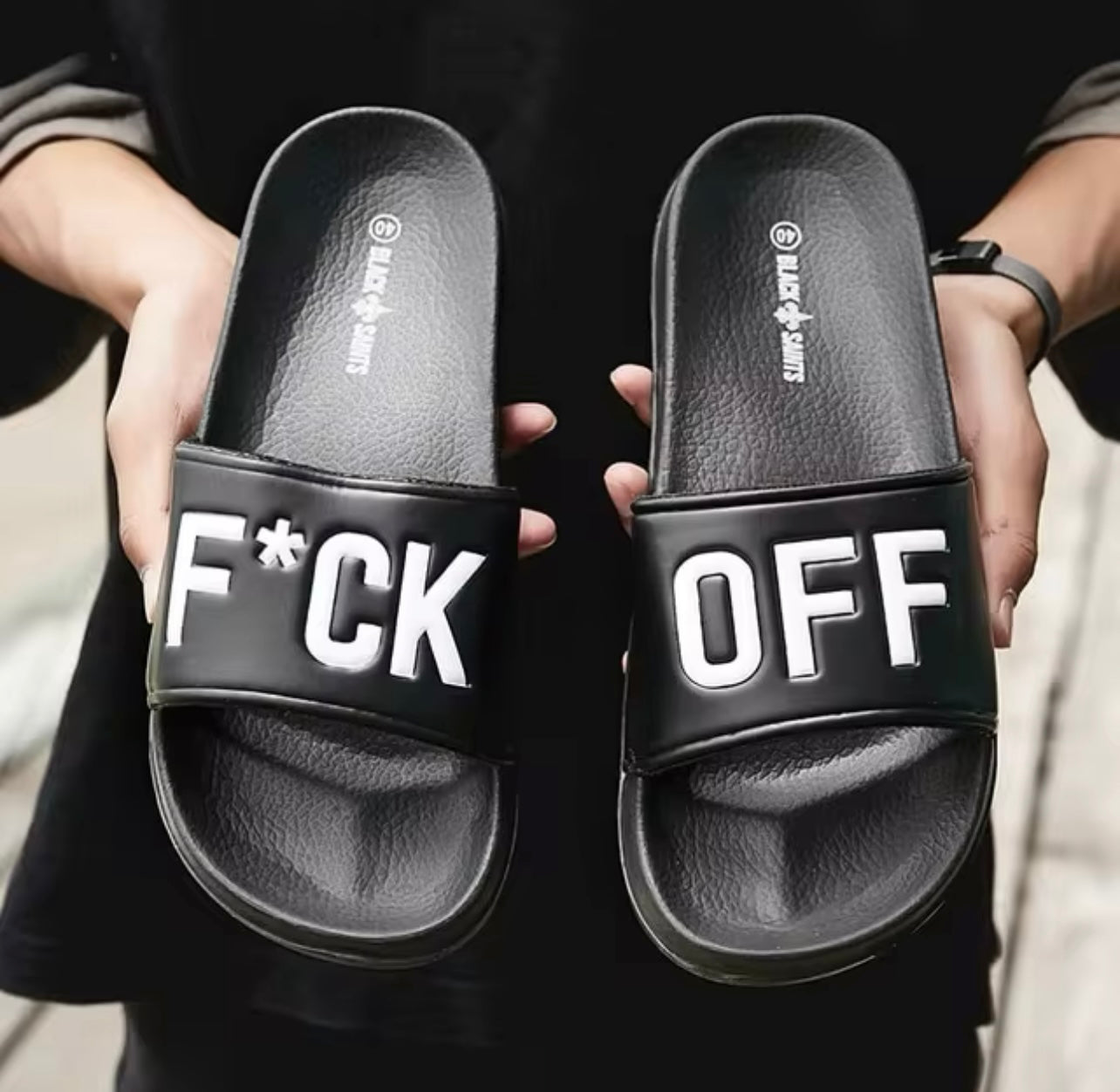 Slipper Shitty