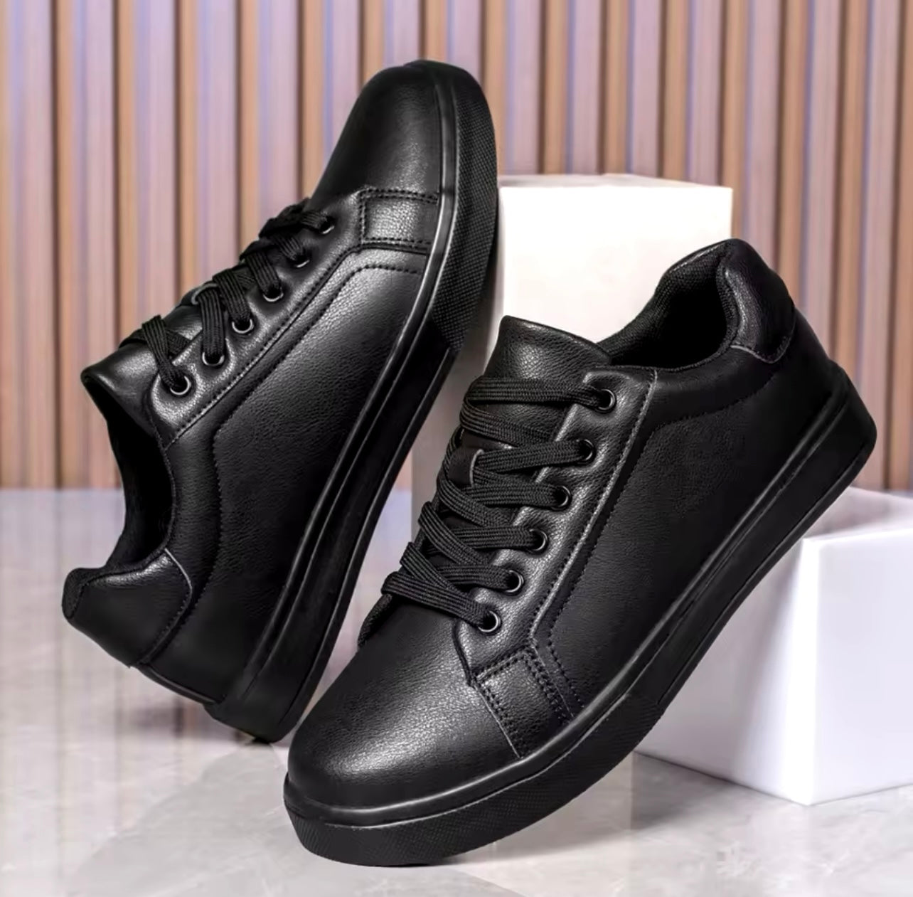 Sneaker Tilly