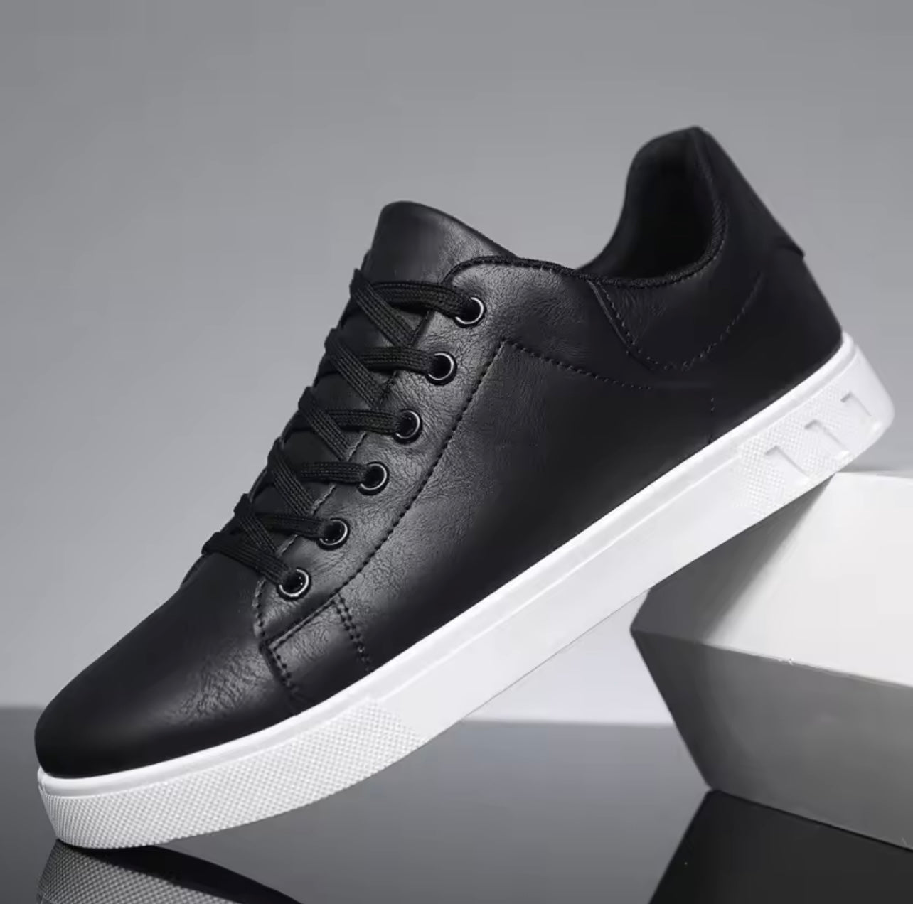 Sneaker Ledi