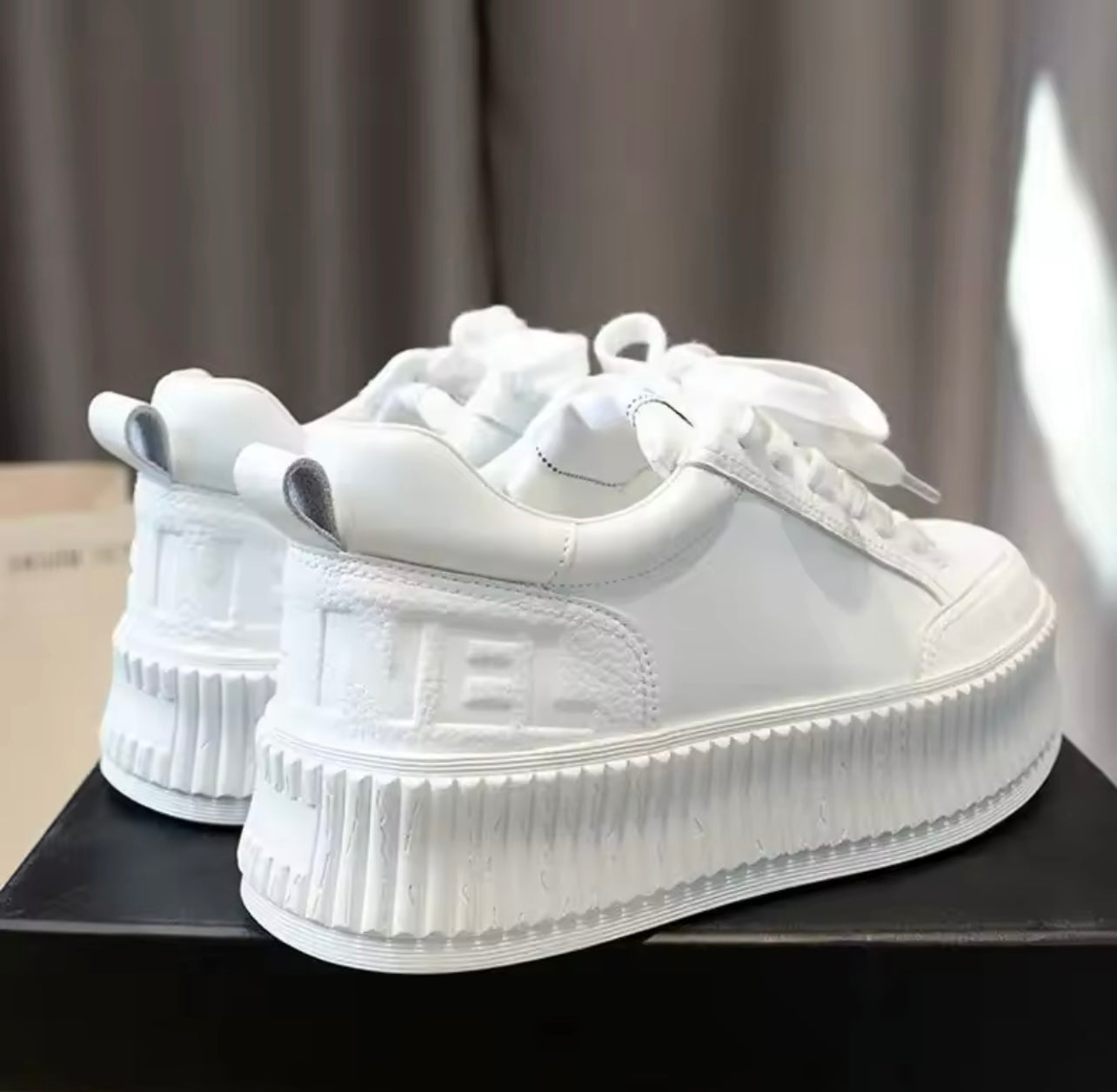 Sneaker Gina