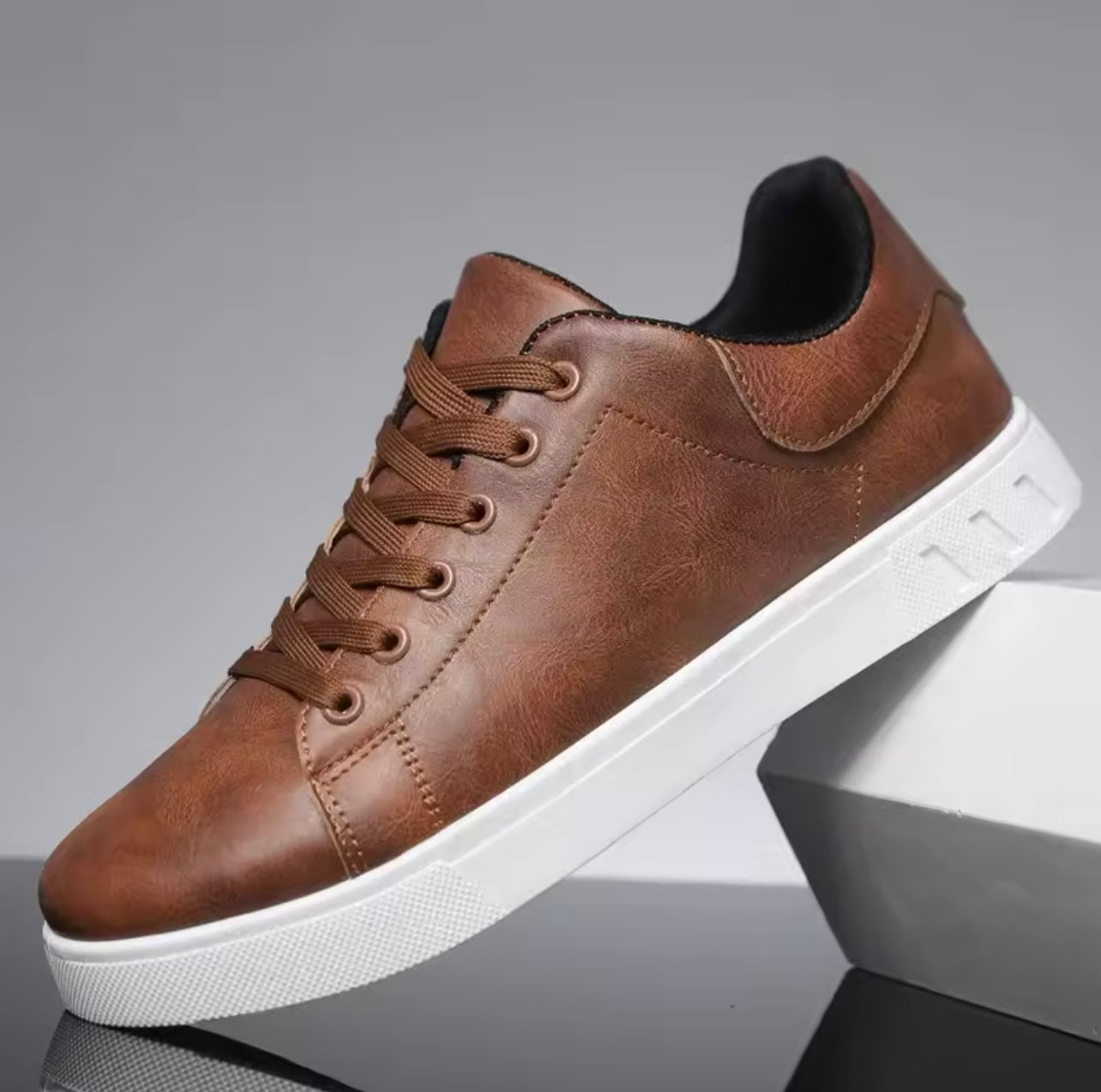 Sneaker Ledi