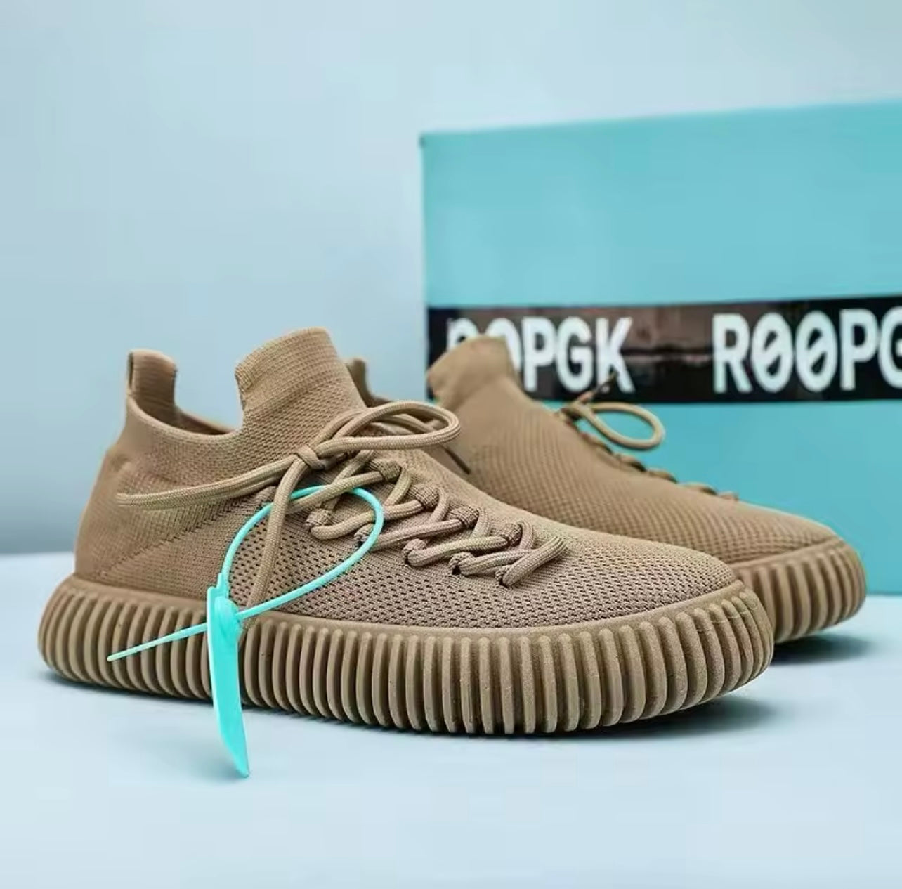 Sneaker Adi