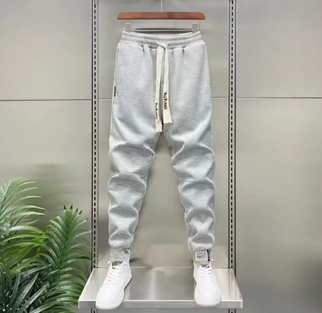 Jogi's trousers