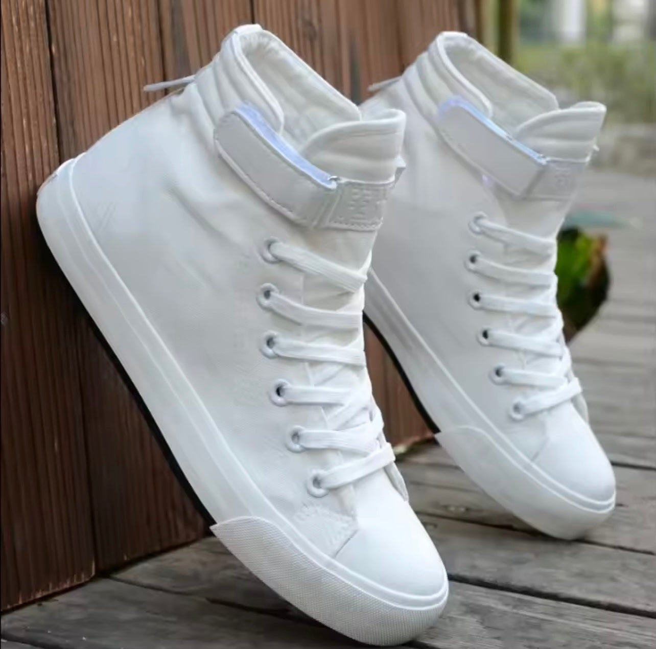 Sneaker Bino